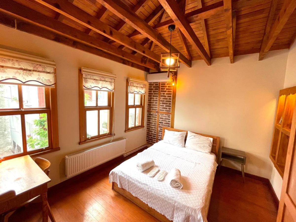 Authentic Turkish Home Family Room Istanbul Exterior photo