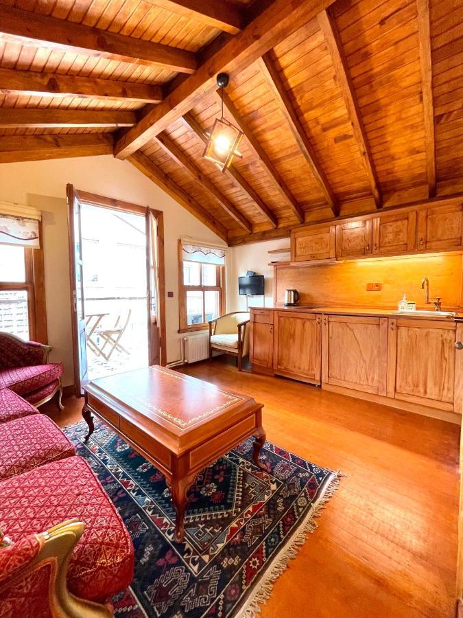 Authentic Turkish Home Family Room Istanbul Exterior photo